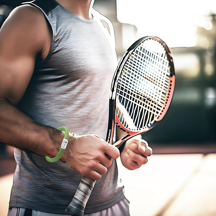 Das Original Tennis Club Segeltau-Armband, mit Tennisschläger-Gravur auf Magnetverschluss, 8 mm Durc