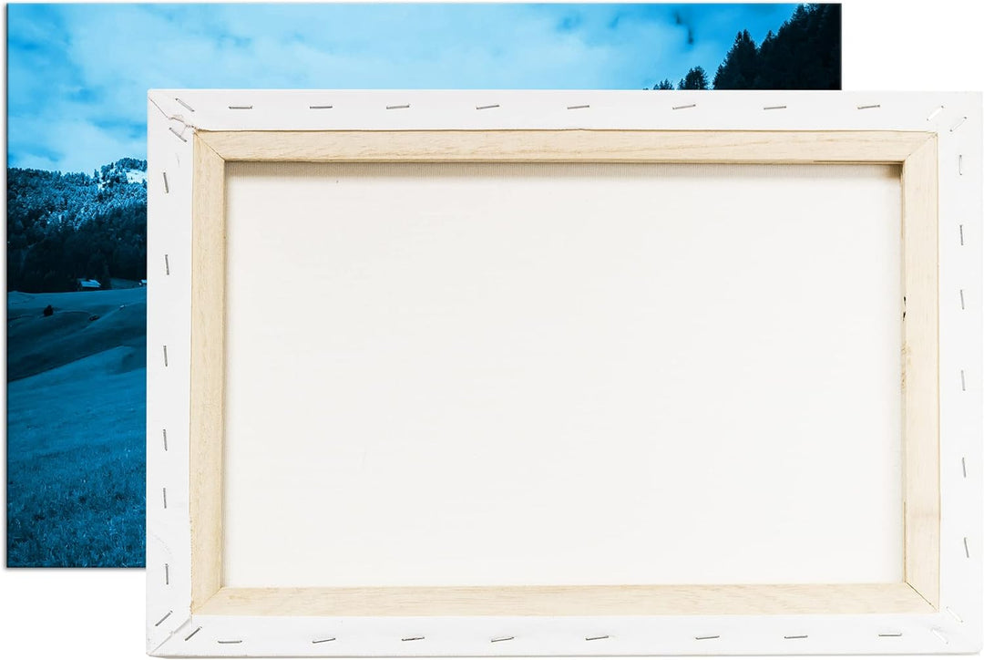 zauberhafte Wiesen in den Bergen Format: 80x60 Effekt: Monocrome Blau als Leinwand, Motiv fertig ger