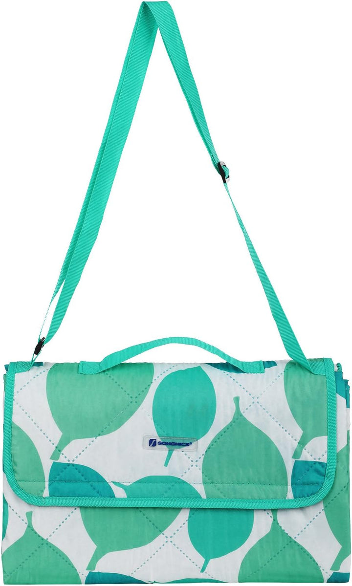 SONGMICS Waschbare Picknickdecke für Outdoor, faltbar zu Tasche mit Schultergurt, leichte Campingdec