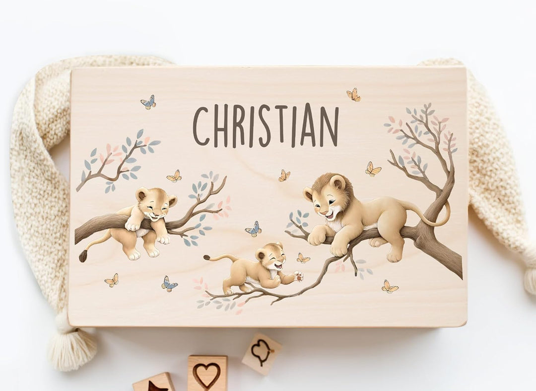 Little Deco Baby Erinnerungsbox personalisiert mit Name Holzkiste Löwen | 40 x 30 x 22 cm | Erinneru