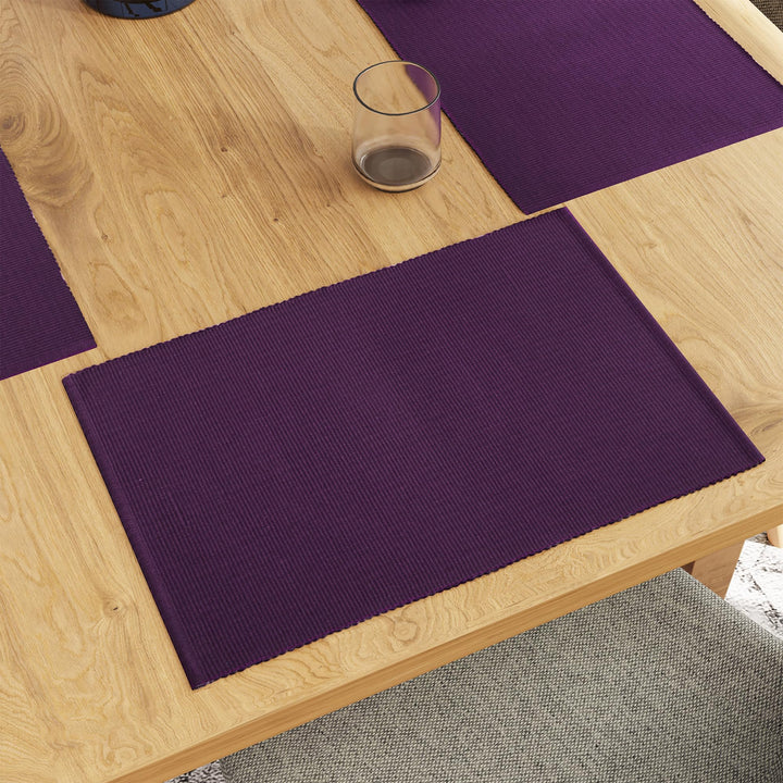 Encasa XO Platzsets Esstisch Set von 6 | Lila | Fein gerippte Baumwoll-Tischunterlage | Grösse 48x32