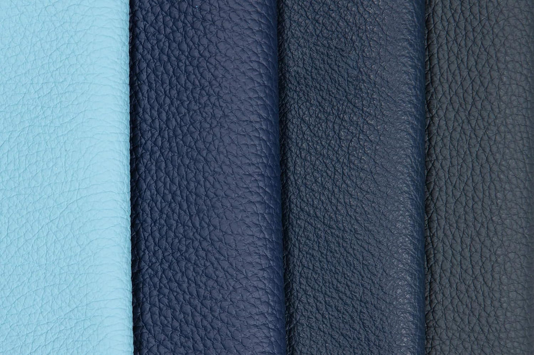 Lederstücke - Variierende Lederbündel in verschiedenen blauen Farbtönen, Leder Zuschnitt, Extra Gros