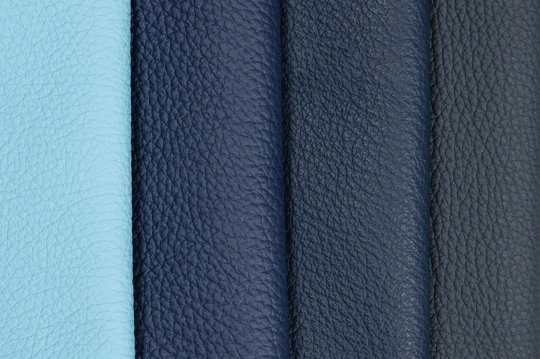 Lederstücke - Variierende Lederbündel in verschiedenen blauen Farbtönen, Leder Zuschnitt, Extra Gros