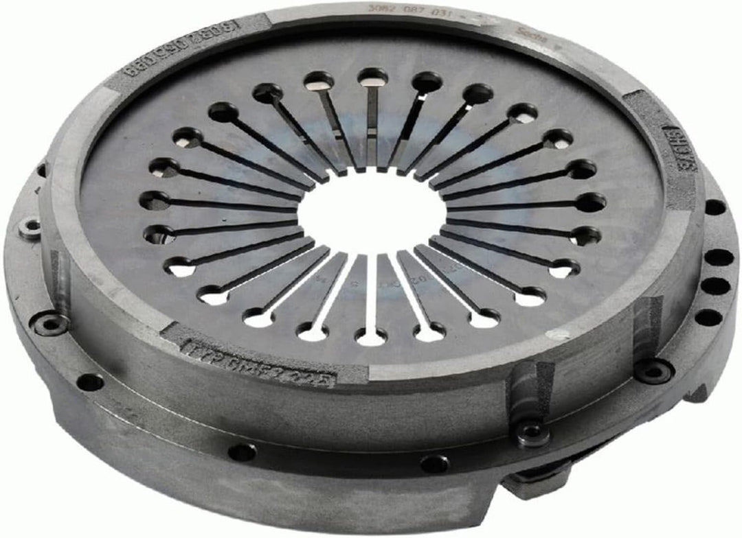 SACHS Kupplungssatz 3000 506 001, OE-Qualität, Kupplungssatz-Austausch beim Auto