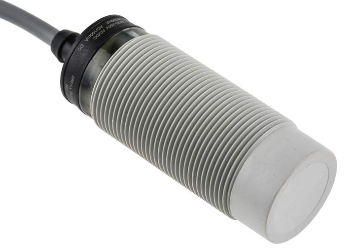 RS PRO M30 Näherungssensor 20 → 250 V ac/dc / 100 mA, 300 mA, zylindrisch 15 mm, IP67
