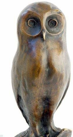 Kunst & Ambiente - Schlaue Eule auf Marmor - signiert Milo - Eule Deko - Uhu - Skulptur - Dekofigur