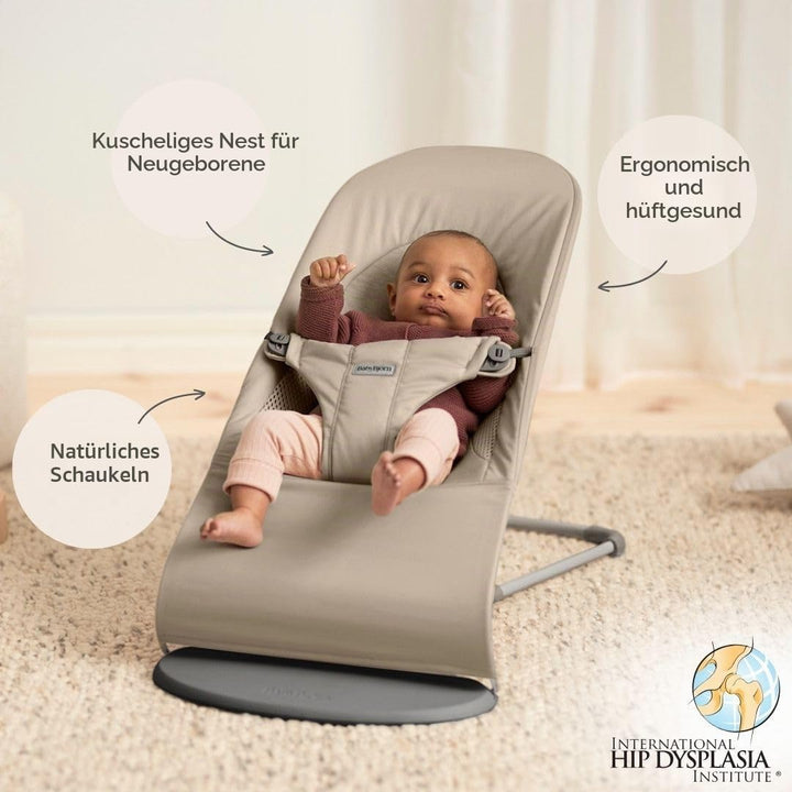 BabyBjörn Babywippe Balance Soft, Gewebt/Jersey, Tri-Fabric, Sandgrau