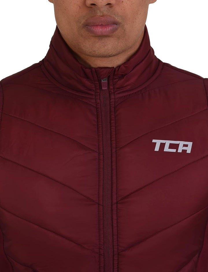 TCA Herren Excel Runner Leichte und gepolsterte Weste mit Reissverschlusstaschen M Cabernet, M Caber