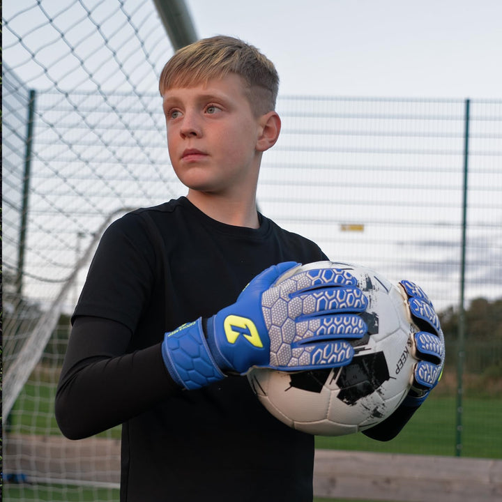 CATCH & KEEP Fly Kids Torwarthandschuhe – Premium Fussballhandschuhe für Kinder mit starkem, haltbar