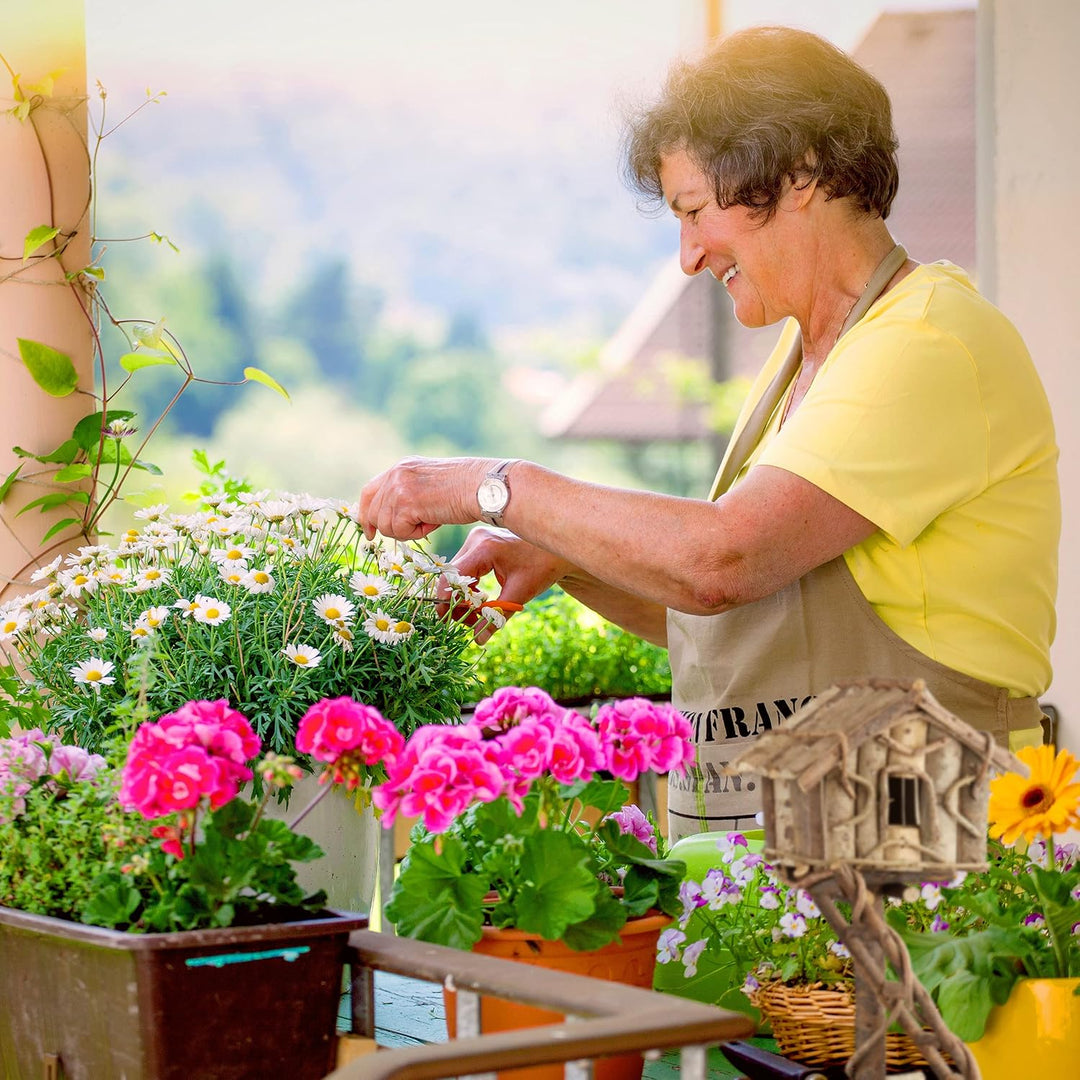 Relaxdays Vogelhaus stehend, unbehandeltes Deko Vogelhäuschen auf Ständer, handgemachtes Holzhaus mi