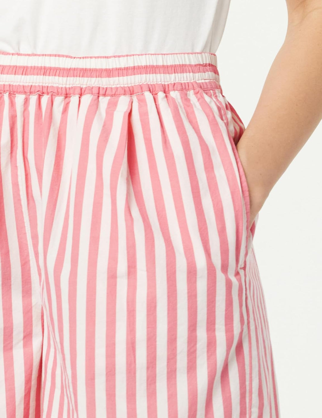 The Drop Damen Shorts Jada Shorts mit Hoher Taille und Lockerem Schnitt XXL Sun Kissed Korallenstrei