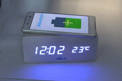 Atlanta LED Wecker mit Induktiv Ladestation für Smartphones - 1129-0
