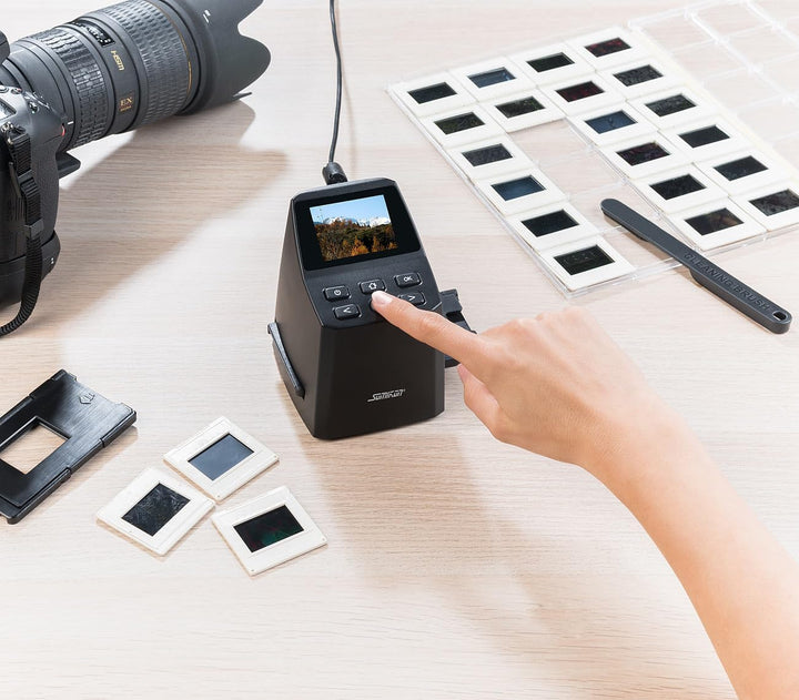 Somikon Negativscanner: Stand-Alone-Dia- und Negativ-Scanner mit 16-MP-Sensor, 4.920 DPI (Negativ- u