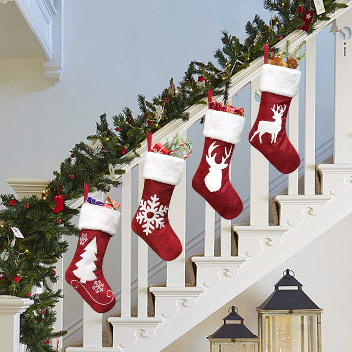 Dremisland Grosse Weihnachtsstrumpfe 4er Set, 46cm Rot Weiss Weihnachtsstrümpfe mit Rentier Plüsch F