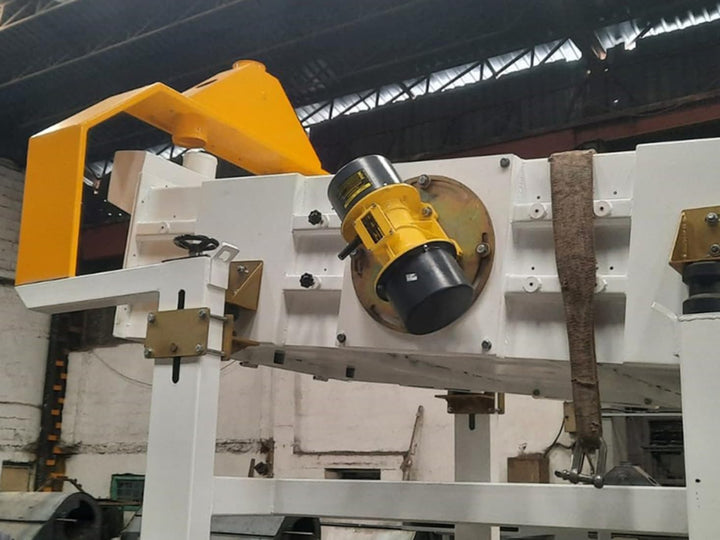 Vibration Motor elektrischer Rüttler Unwuchtmotor Vibrationsmotor 3x230V/400V Aussenrüttler