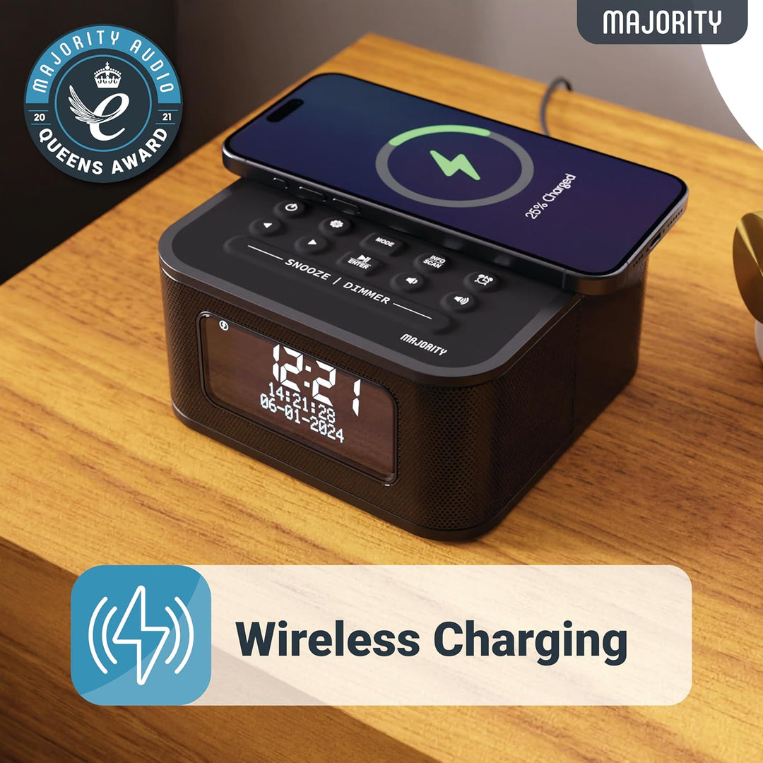 MAJORITY Knapton | Nachttischradio mit Bluetooth | 15W kabelloses Laden & USB-Laden | DAB+ und FM |