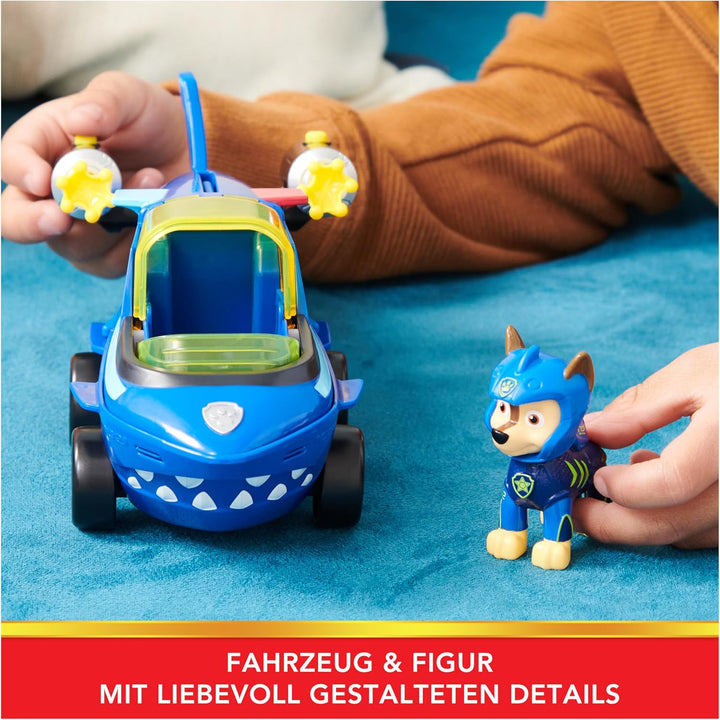 PAW PATROL, Aqua Pups - Basis Fahrzeug Spielzeugauto im Hai-Design mit Chase Welpenfigur, Spielzeug