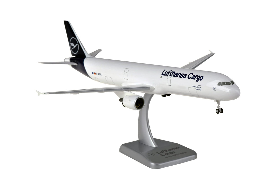 Limox Wings Airbus A321-200F Lufthansa Cargo New Livery Hello Europe D-AEUC Scale 1:200, LW200DLH022
