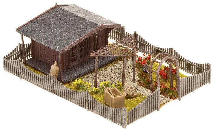 Faller 180491 H0 Schrebergarten mit Gartenlaube Bausatz, 13.9 x 3.7 x 22.4 cm, Braun