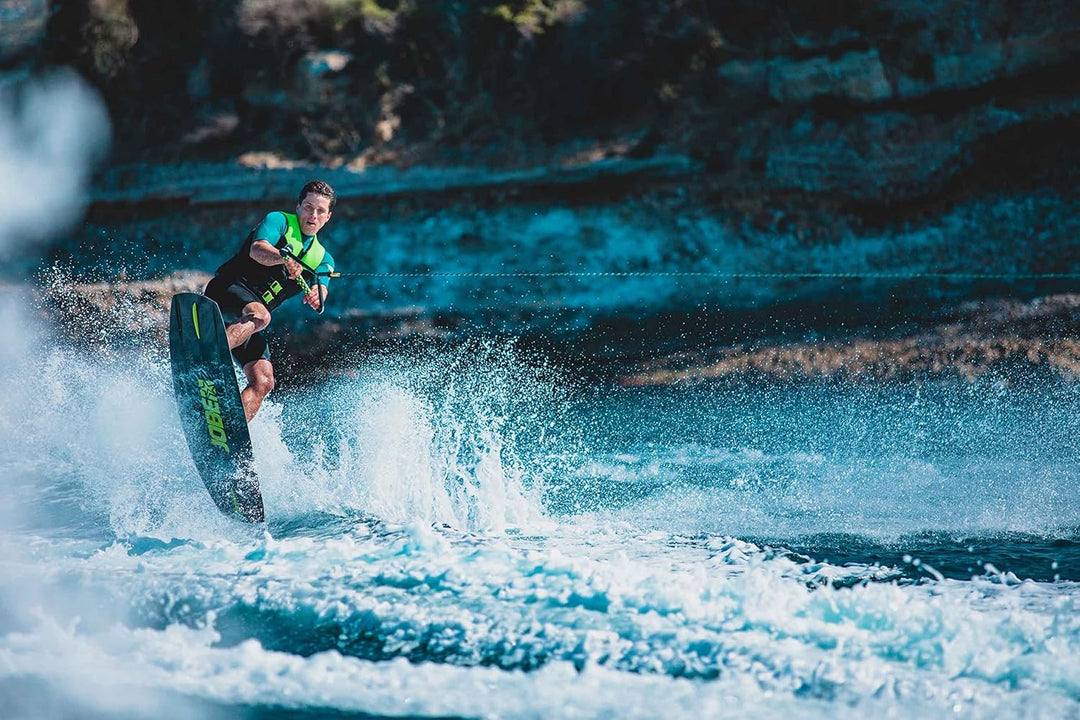 Jobe Vanity Wakeboard 131 & Maze Packung, Unisex, Erwachsene, Mehrfarbig (Mehrfarbig), Einheitsgröss