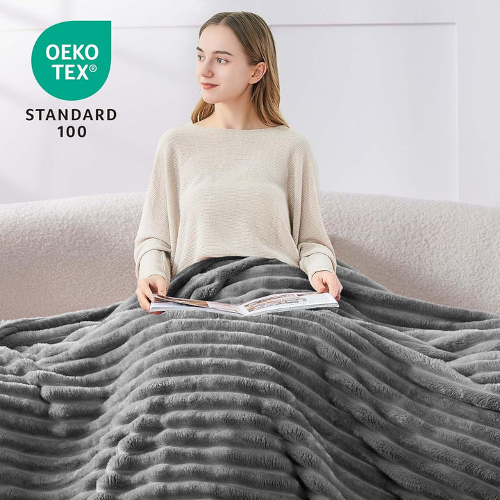 BEDELITE Fleece-Überwurfdecke für Couch–300 g/m², weiche warme Flauschige Kingsize-Decke, dekorative