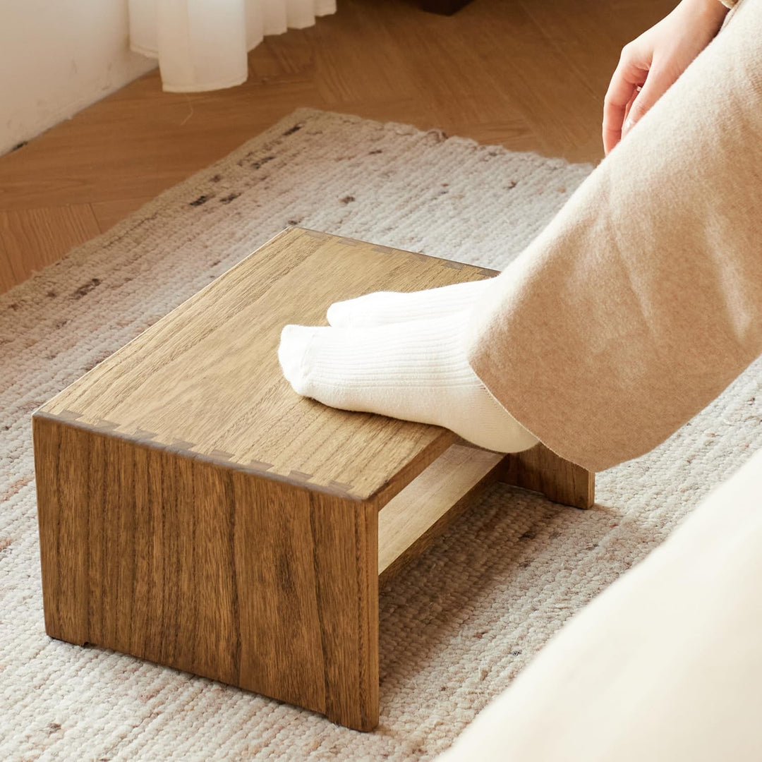 KIRIGEN Tritthocker Holz, Holzhocker, Holzschemel aus Massivholz | 2 Stufen · Stauraum · Handarbeit