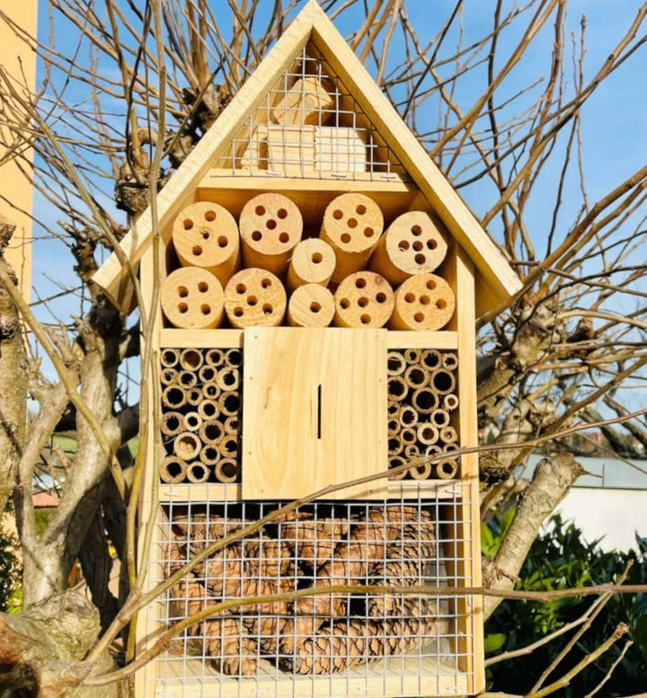 DARLUX Holz Umweltfreundliches Insektenhotel M Wildbienen-Nisthilfe 49x24x8 cm (HxBxT) Insektenhaus,