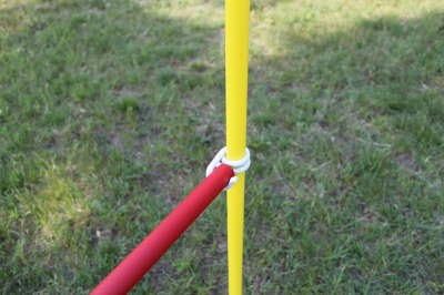 AGILITY-ÜBUNGS-ANFÄNGER-SET MIT SPRUNGRING / SLALOM / HÜRDEN