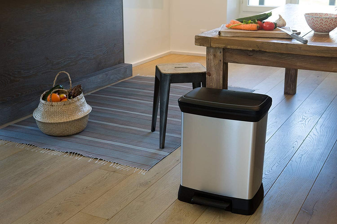 Curver Deco Bin Abfalleimer, Kunststoff, schwarz/Silber metallic, 30 L Schwarz / Silber Metallic 30