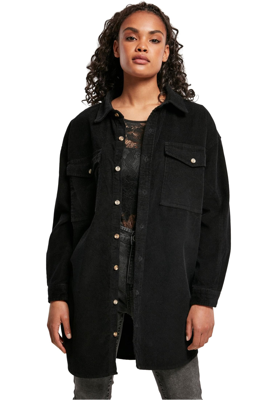 Urban Classics Damen Overshirt-Jacke lange Kord Hemdjacke mit zwei Brusttaschen & Jackentaschen, Grö
