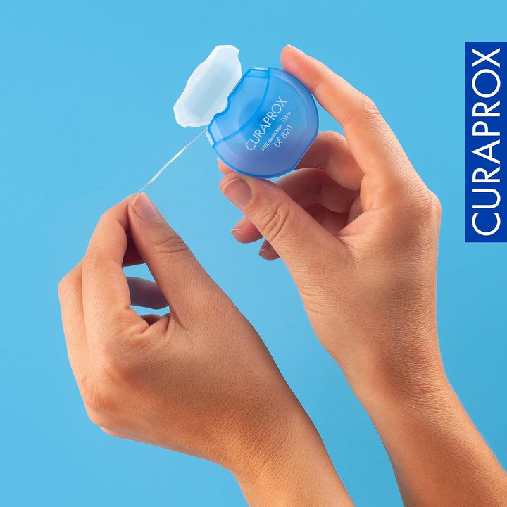 Curaprox Dental Tape DF 820 PTFE, Zahnband für enge Zwischenräume, beschichtet, reissfest, 35 m