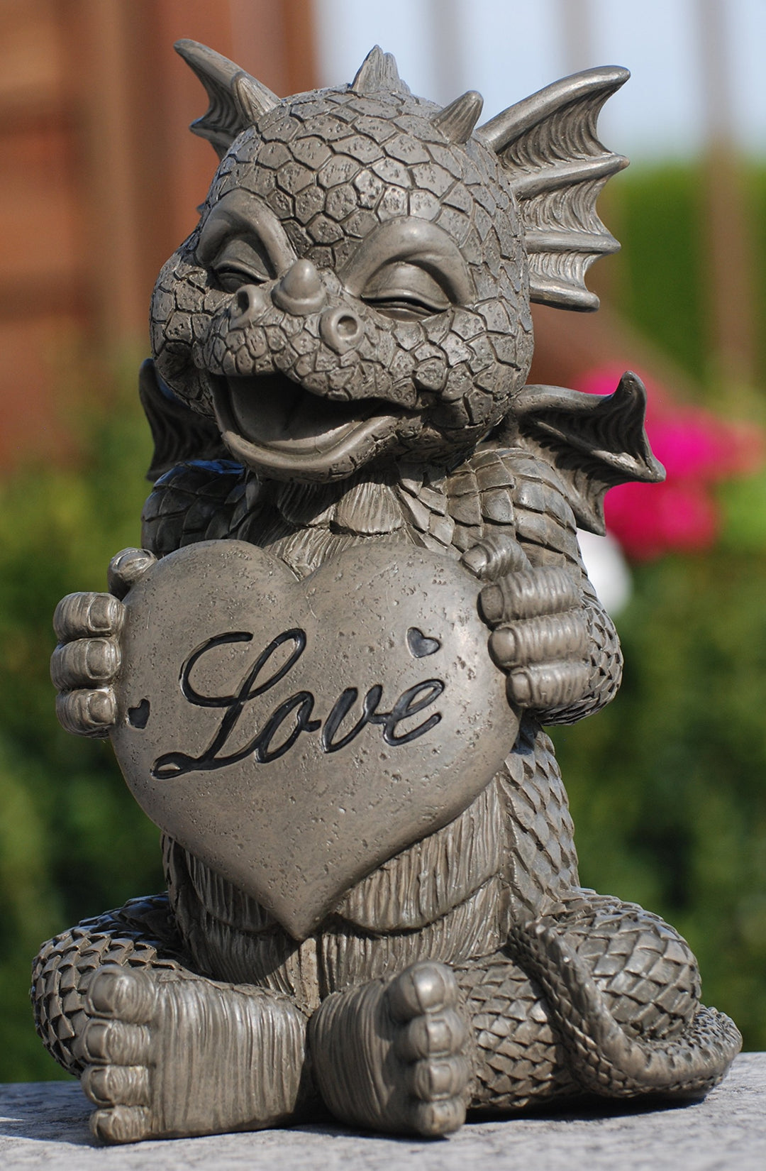 MystiCalls by Mayer Chess Gartendrache Love! Garten! Figur! Liebe! Drache! Herz!