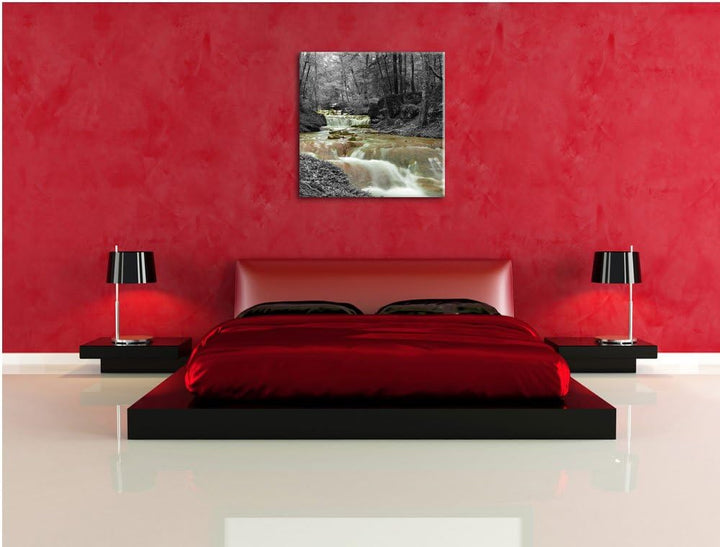 Pixxprint Waldbach im Herbst Schwarz/Weiss, Format: 70x70 auf Leinwand, 70x70