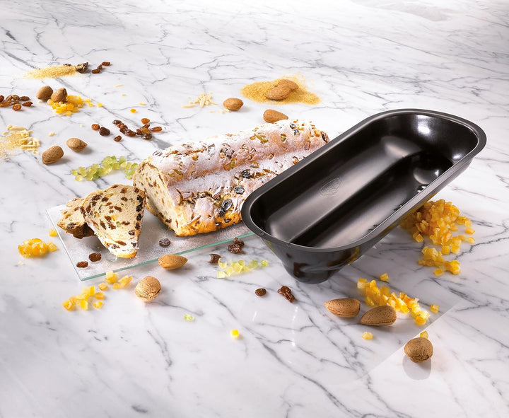 Dr. Oetker Back-Set Christstollen, Stollenform mit Antihaftbeschichtung, Mehl- und Puderzuckersieb a