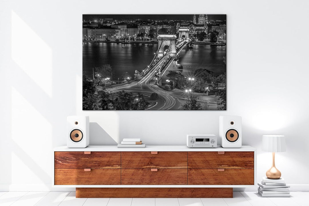 deyoli Kettenbrücke in Budapest Effekt: Schwarz/Weiss Format: 80x60 als Leinwand, Motiv fertig gerah