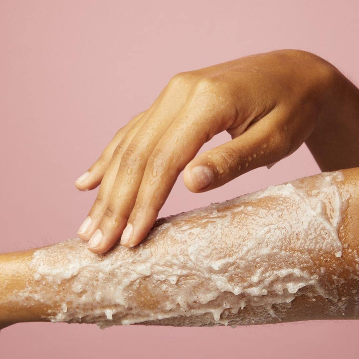 Soap &amp; Glory FLAKE AWAY Körperpeeling 300 ml - Entfern von abgestorbenen Hautzellen und Verbesserung