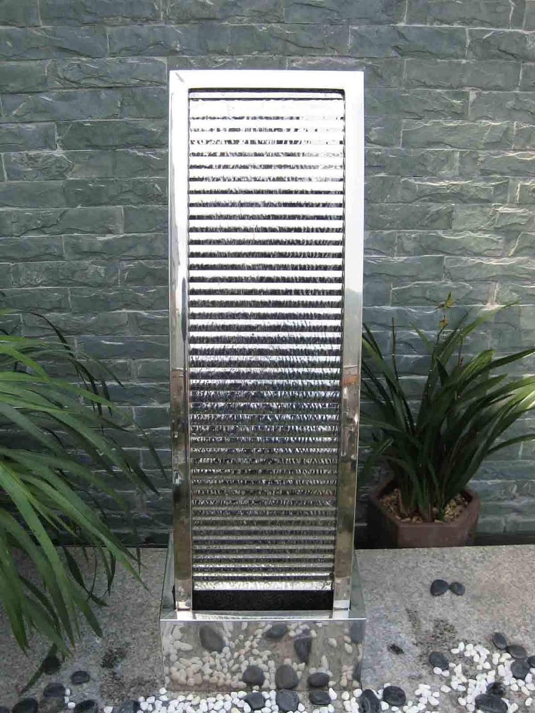 Köhko Terrassenbrunnen 21013 aus Edelstahl Höhe ca. 110 cm Wasserspiel Gartenbrunnen mit LED-Beleuch