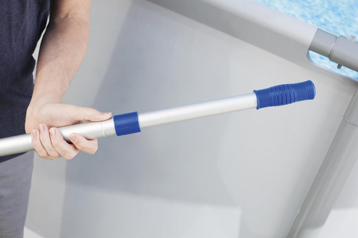 Bestway Flowclear Teleskop-Haltestiel für Flowclear Poolreinigungs-Accessoires, ab 18 Jahren, Enthäl
