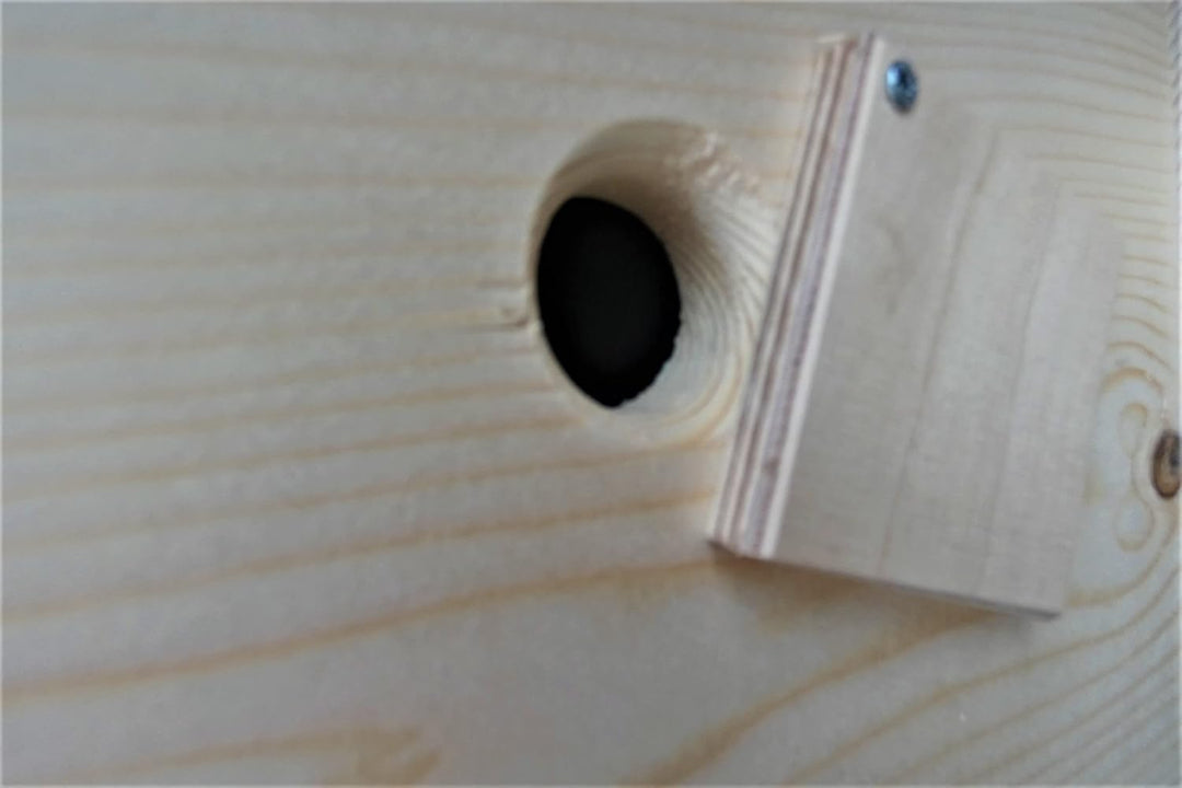 Hummelkasten zum Stellen oder aufhängen, mit Wachsmottensperre, Sichtfenster und Nistmaterial Impräg