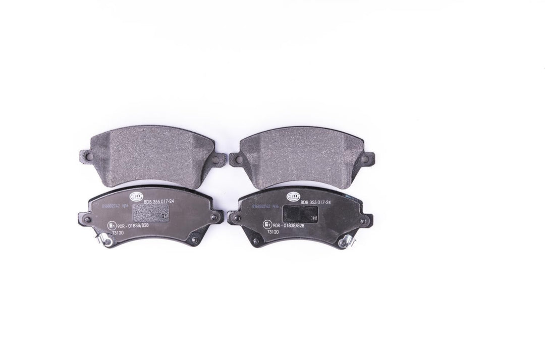 HELLA PAGID 8DB 355 017-241 Bremsbelagsatz - T3120 - Dicke/Stärke: 17.8mm - Bremssystem: Lucas - mit