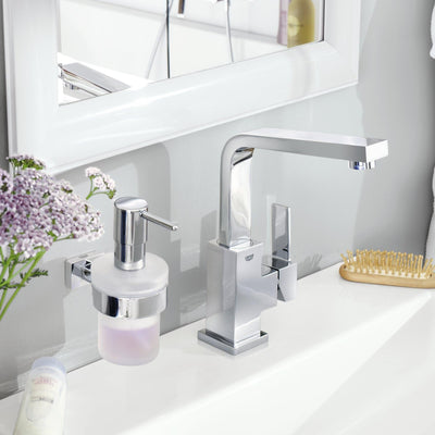 GROHE Essentials Cube Halter für Becher, Seifenspender oder Seifenschale 40508000