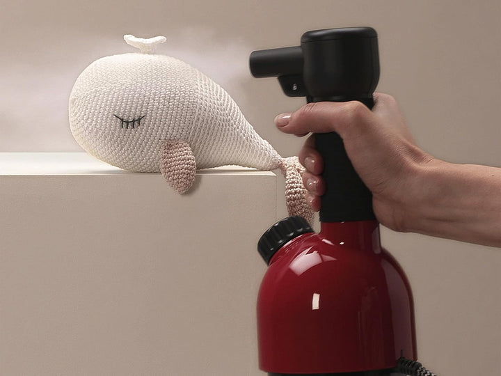 Laurastar IGGI Travel Edition Tragbarer Dampfglätter – Kompakter Handsteamer zum Glätten & Auffrisch