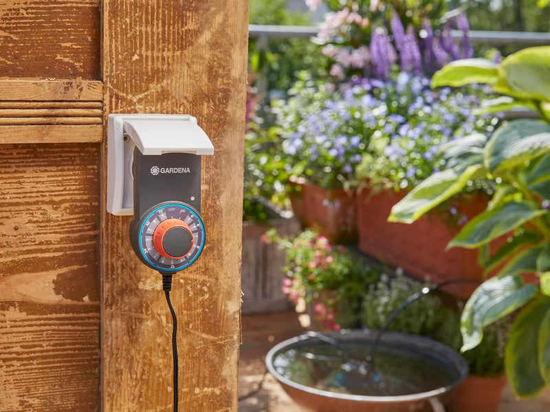 Gardena city gardening Balkon Bewässerung: Vollautomatisches Blumenkastenbewässerungs-Set, für bis z