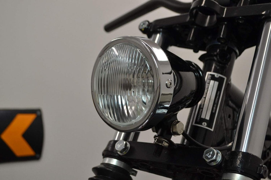 Alchemy Parts 4.5" Vintage Style Individuell Retro Motorrad Scheinwerfer - Glanz Schwarz mit Chrom B