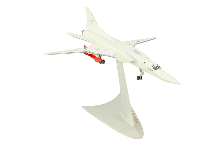 Herpa Modellflugzeug Tupolev TU-22M3M Backfire, M3M Prototype – RF-94267, Miniatur im Massstab 1:200