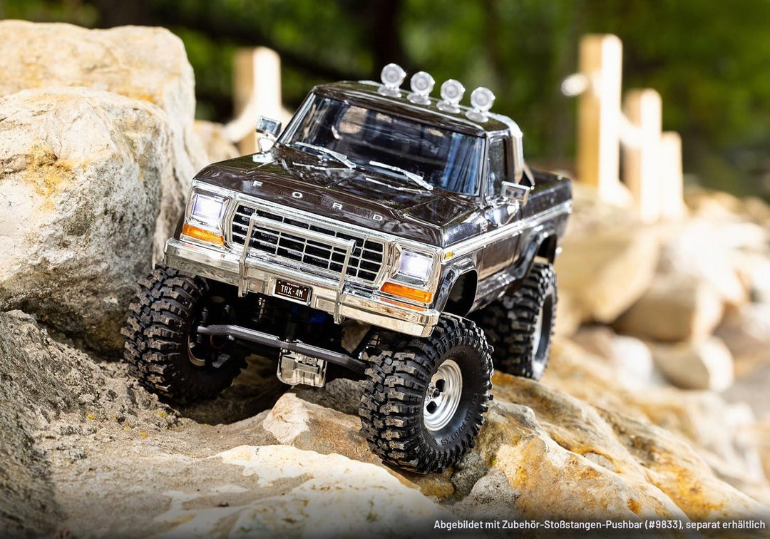 TRAXXAS TRX-4M Ford F150 braun 4x4 Lifted 1/18 Crawler RTR Brushed, mit Akku und USB Ladegerät