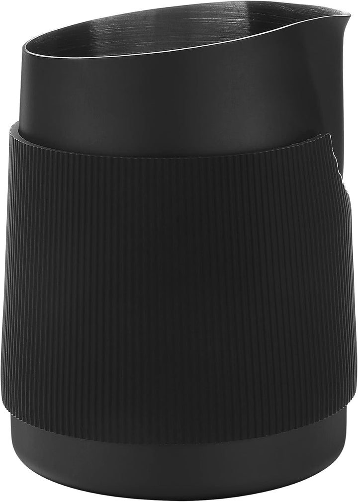 Normcore Milchkännchen Edelstahl 450ml - Rostfreie Milchkanne Edelstahl für Latte Art - Runder Ausgu