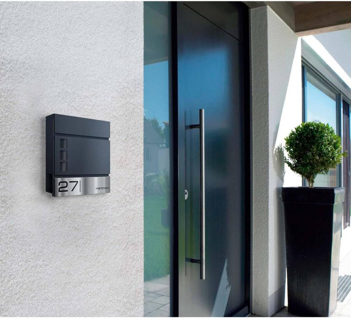 Metzler Briefkasten Anthrazit RAL 7016 Stahl mit Sichtfenster - Edelstahl Laser Gravur Namensschild