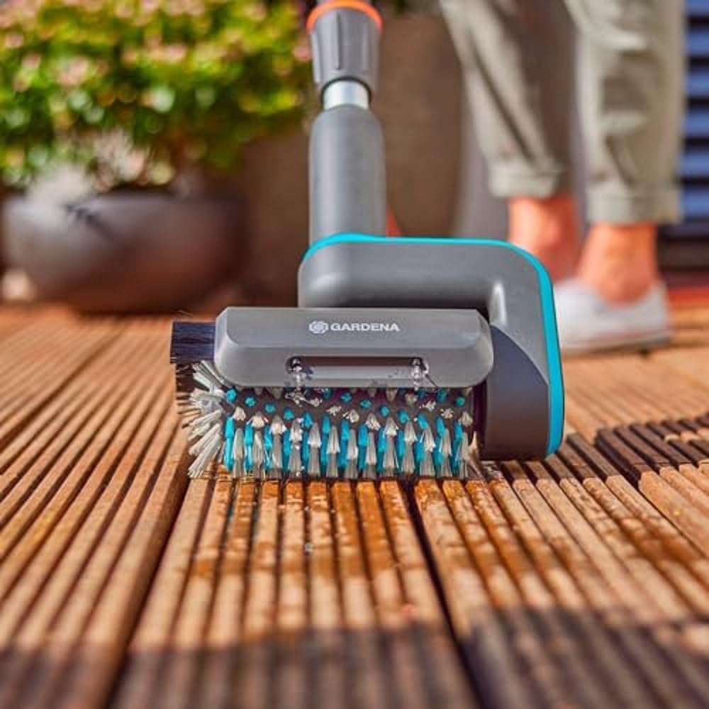 Gardena Walzenbürste Medium für AquaBrush: Bürste mit verschiedenen Borstenlängen, für Rillen, Fugen