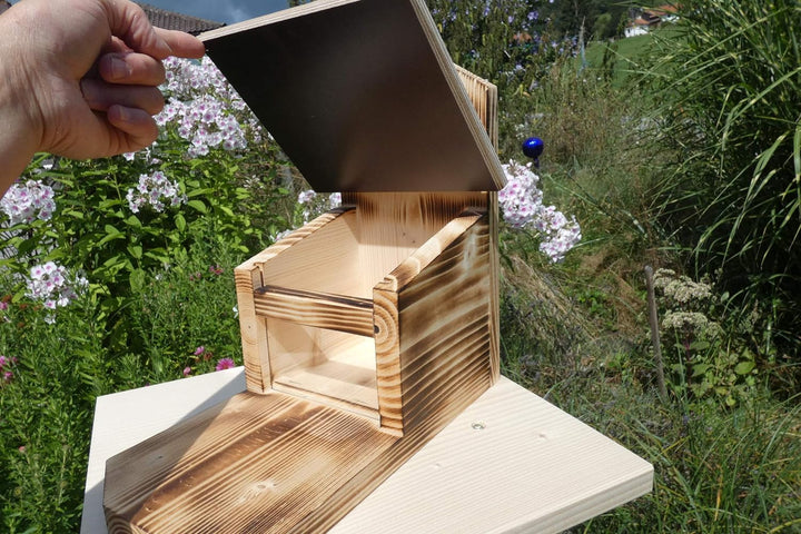 Eichhörnchen Futterhaus Futterstation Witterungsbeständig geflammt FutterautomatMade in Germany (Bay